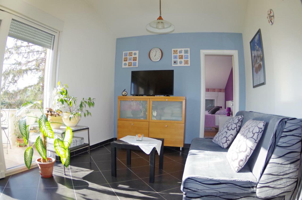 Leni Apartment Fazana Exterior photo